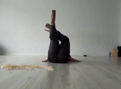 Floorwork practice: Making it shake.